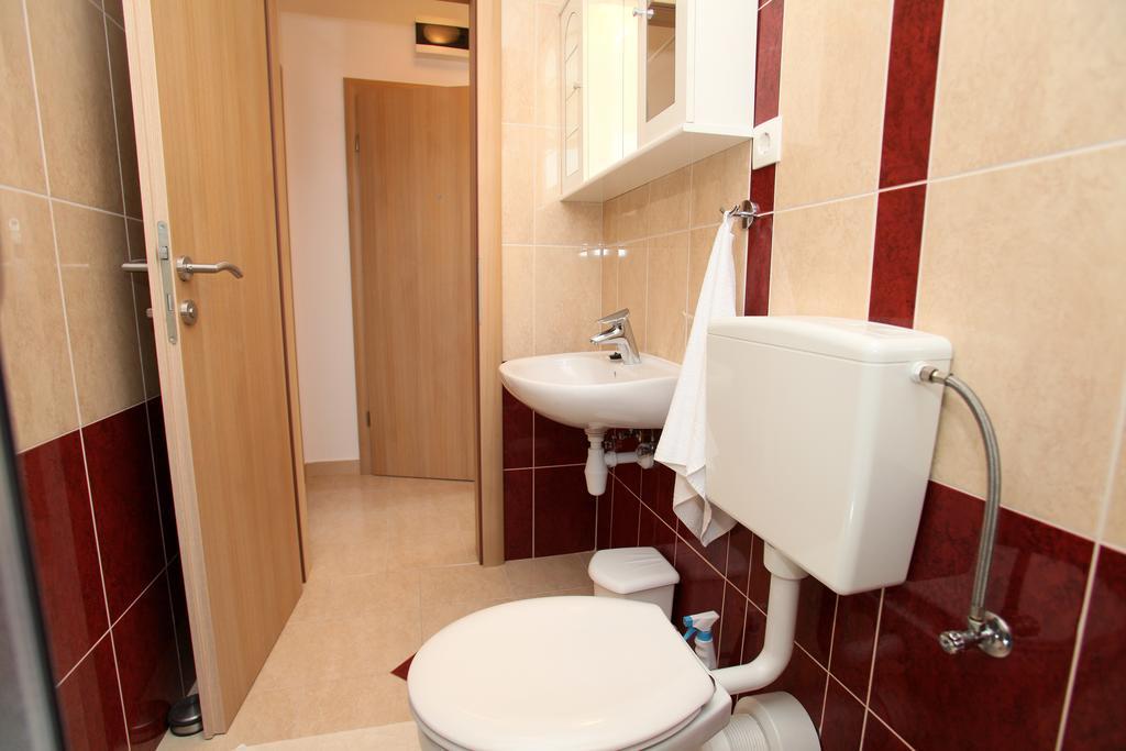 Apartments Villa Karlo Kastela Luaran gambar