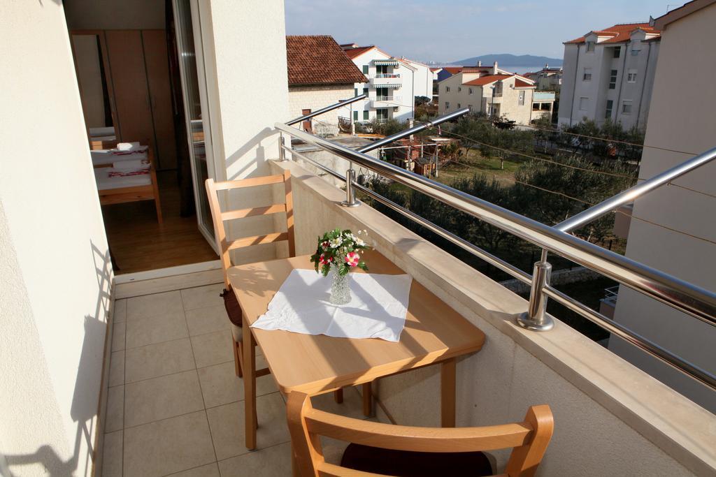 Apartments Villa Karlo Kastela Luaran gambar