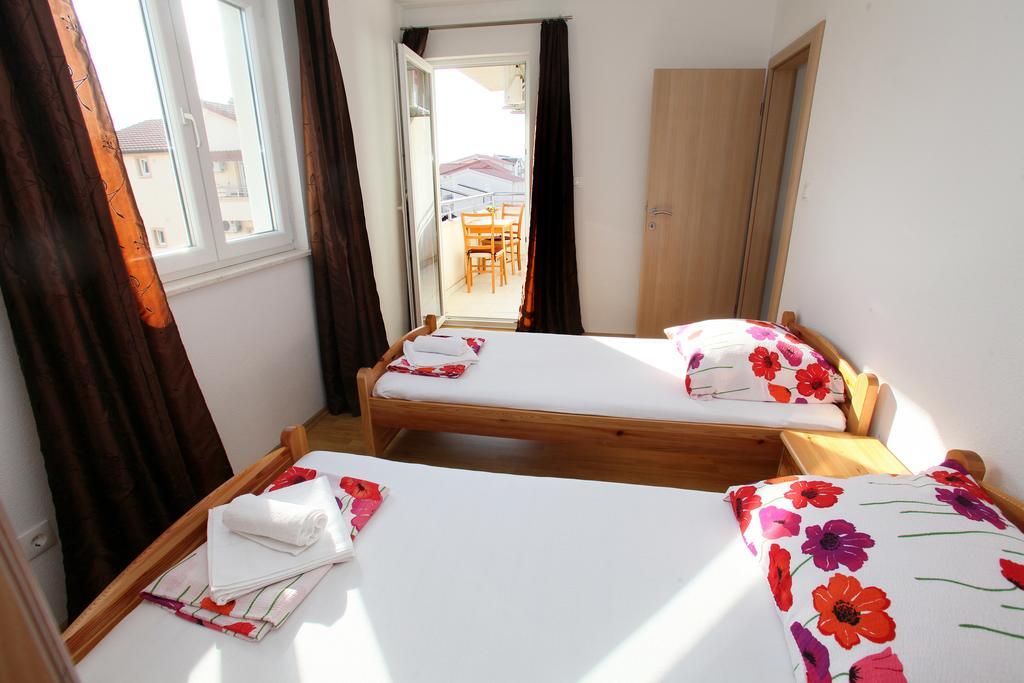 Apartments Villa Karlo Kastela Luaran gambar